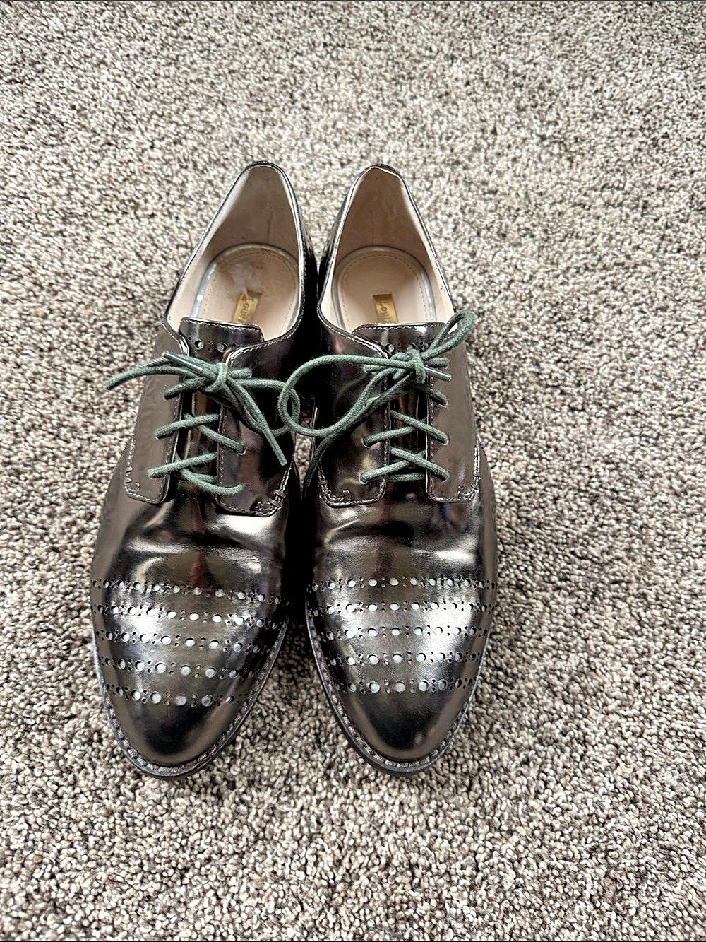 Louise set Cie Women’s 10M Silver Oxford Lace Up Shoes EUC
